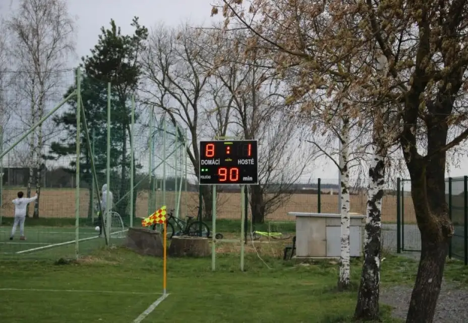 Kanonáda v generálce na jaro